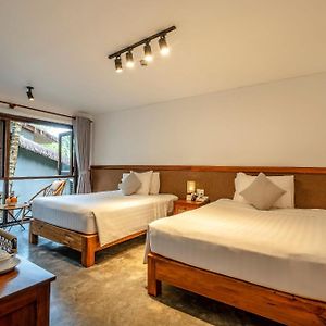 Cozy Twin room Tropical Village